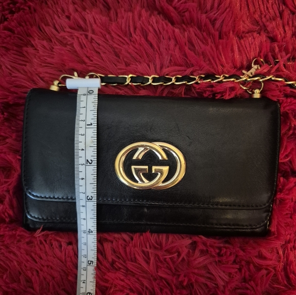 Gucci Wallet on Chain - Picture 13 of 13